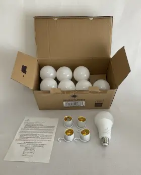 CP-BL01-9WE BRIGHT LIVING Led Light Bulbs Battery Backup Caps