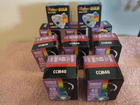 CCM40 BULBRITE Set Globe Light Bulbs