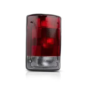EE-FITS-FO2800190 CARLIGHTS360 Ford Rear Tail Light Driv