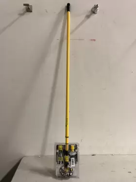CE-600SDLB12 COMMERCIAL ELECTRIC Pole Light Bulb Changer Kit