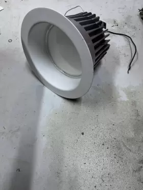 LR6X-10L-30K CREE Led Retrofit Light