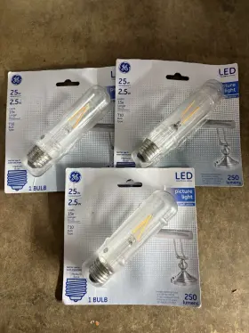 043168139960 GE Led Tube Light Bulb Base