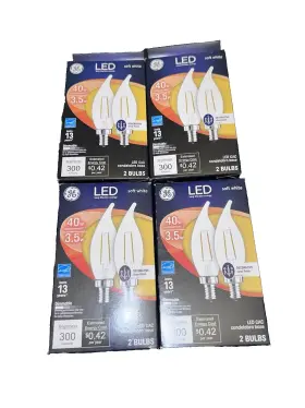 043168230902 GE Led Light Bulbs Cac Candelabra Base Box