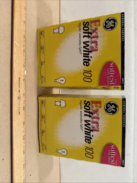 48672 GE Nos Light Bulbs