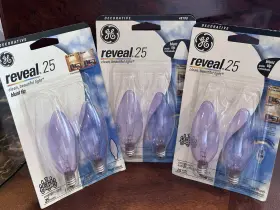 Blunt GE Reveal Tip Candelabra Base Bulbs