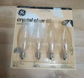 4PACK GE Crystal Inviting Dimmable Candelabra