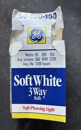 043168487122 GE Light Bulb Pack Nos