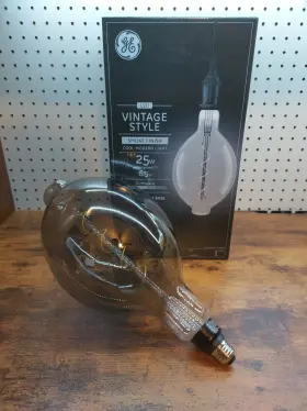 043168512343 GE Dimmable Led Ediso Light Bulb Finish