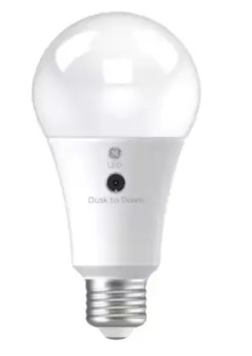043168515016 GE Led Dusk Dawn Bulb Base Auto #3
