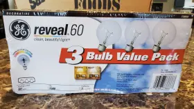 043168738668 GE Reveal Light Bulbs Watts Enhanced