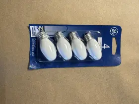 043168814379 GE Light Bulbs