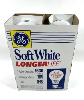 043168814478 GE Pack Nos Longer Light Bulbs