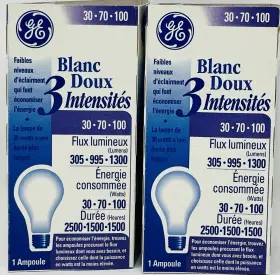 043168905022 GE Bulbs Base