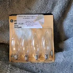 043168918107 GE Bent Tip Candelabra Bulbs