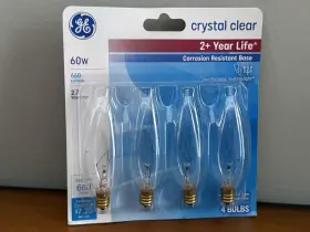 043168966474 GE Nos Candelabra Base Bulb Crystal