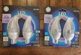 22997 GE Led Cac Dimmable Candelabra Flame Tip Light Bulb