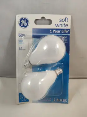 75210 GE Ceiling Fan Bulbs Pack Candelabra Base