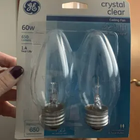 91025 GE Crystal Candelabra Pack Bulbs