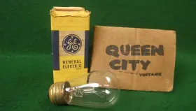 FG-1432 GE Nos Light Bulb Standard Base