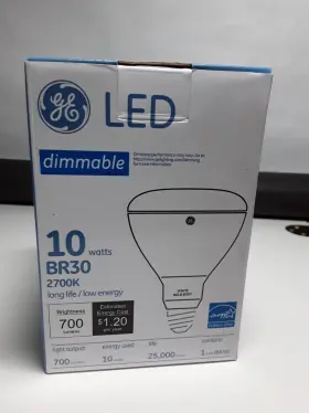 LED10DR303-830W GE Set Led Dimmable Box