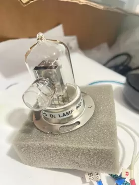 890-2430 HITACHI High Accuracy Detector Deuterium Lamp Light