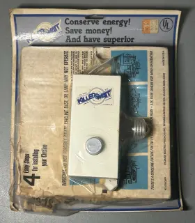 KW-801 SYLVANIA Fluorescent Round Lamp Adapter Converts