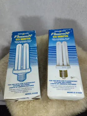 9166B LIGHTS OF AMERICA Lightgs Fluorescent Bulbs Set #2