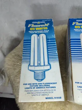 9166B LIGHTS OF AMERICA Lightgs Fluorescent Bulbs Set #3