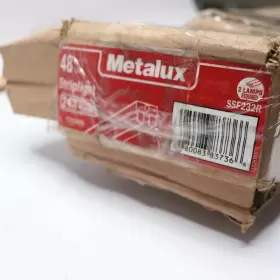 SSF232R METALUX Fluorescent Strip Light #2