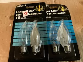 046677106911 PHILIPS Bulbs Longer Bent Tip Candelabra Base