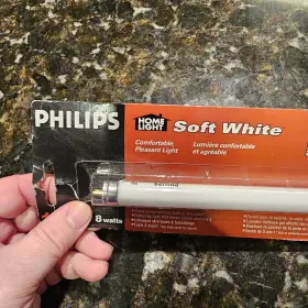 046677392208 PHILIPS Fluorescent Bulb Kitchen Bath #2