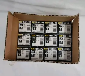18W-35-4P PHILIPS Pl Triple Fluorescent Lamp Light Bulb