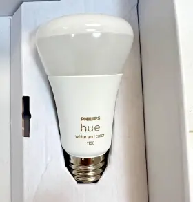 929002468701 PHILIPS Smart Bulb #2