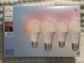 Z47617 PHILIPS Hue Essential Smart Bulb
