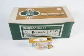 P-7615 PROGRESS Nos Box Town Country Decorator Teardrop Light