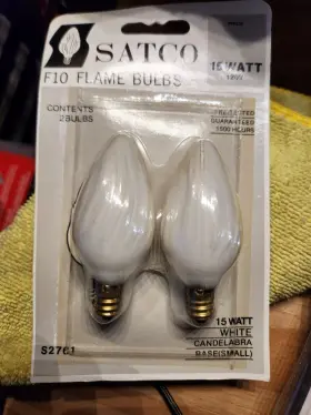 S2761 SATCO PRODUCTS Flame Bulbs