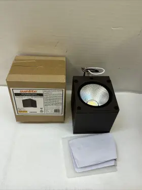 81293-SU SUNLITE Lfx Cube Brz