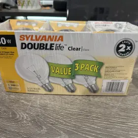 046135159794 SYLVANIA Pack Double Globe Light Bulbs