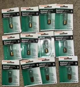 046135182006 SYLVANIA Lightbulb