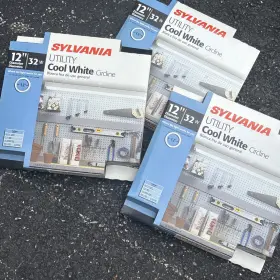 046135201424 SYLVANIA Circline Fluorescent Lamps Box Light