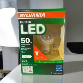 046135792885 SYLVANIA Ultra Led Base Flood Dimmable Light