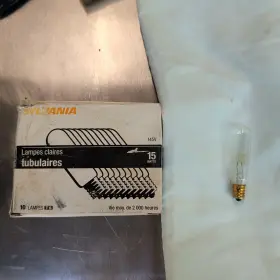 18078 SYLVANIA Cand Lamp