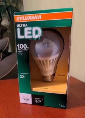 LED17A21 SYLVANIA Ultra Led Dimmable Light Bulb