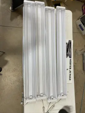 2592125 UTILITECH Liquidation Led Lights