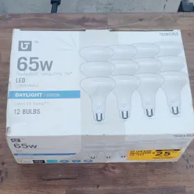 Utilitech 5181353 Br30 Led Dimmable Daylight 5000k 7w 65w Eq 650lm 12-pack