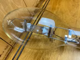 MH400 VENTURE LIGHTING Gdx Halide Vivid Light Bulb Mogul Base #2