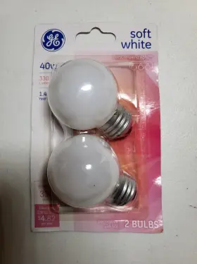44414 GE Globe Light Bulbs