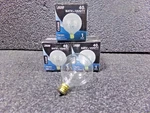 New Lot Of 3 Feit Electric 40 Watt Replacement Light Bulb Bath & Vanity Clear.. Fixed Price $8.00.