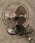 Vintage 1950 S Ge General Electric Oscillating Fan Table/wall Mount. Fixed Price $49.99.