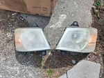 For 2008-2010 Dodge Grand Caravan Left And Right Pair Headlight Without Bulbs. Fixed Price $50.00.